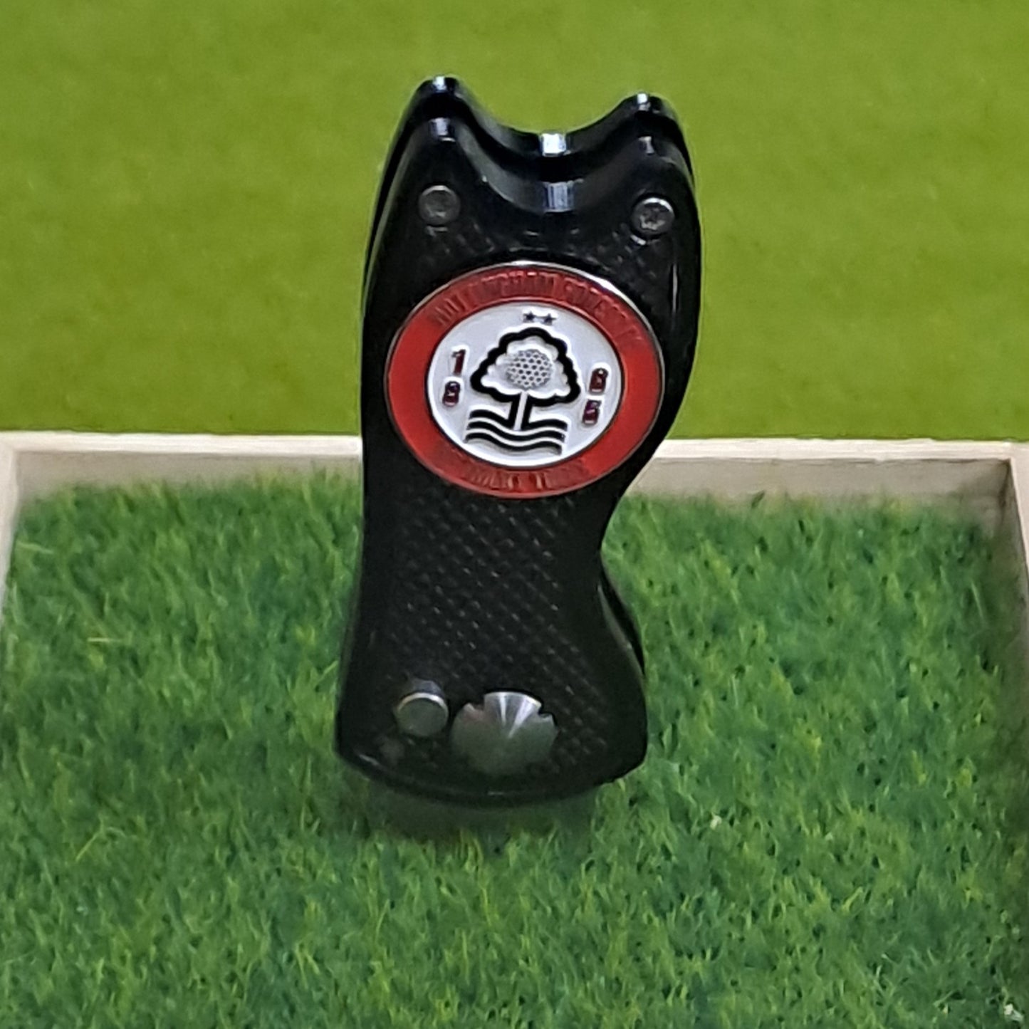 Nottingham Forest Metal Golf Ball Marker with Pitch Mark Tool