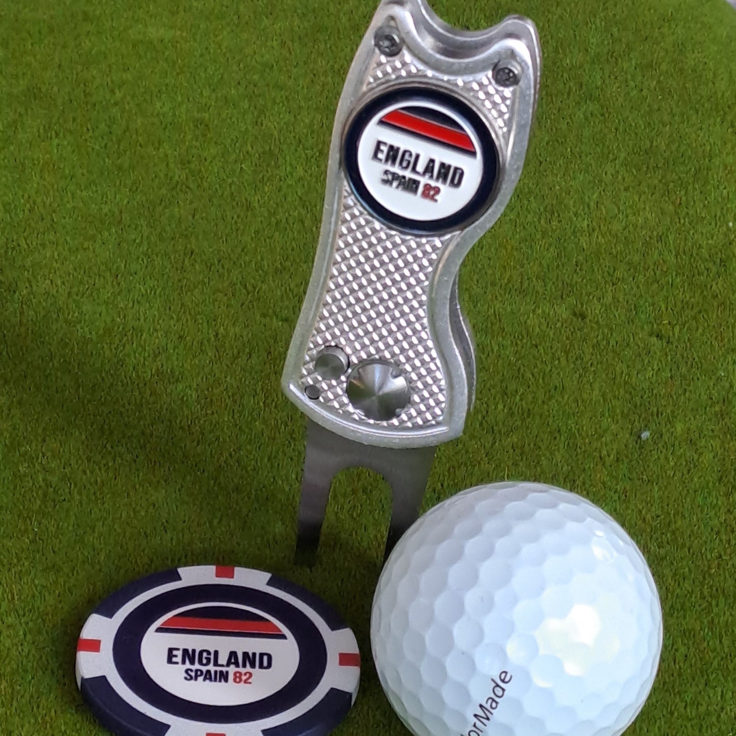 England Metal Ball Marker with Pitchmark Repair Tool