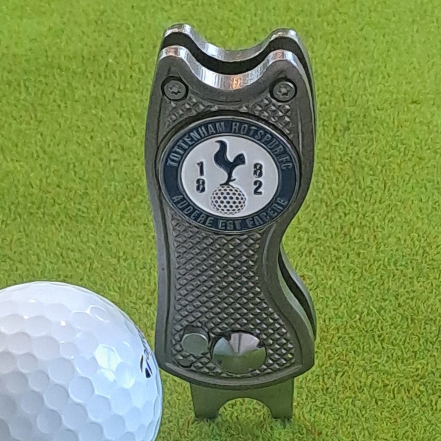 Tottenham Hotspur Metal Golf Ball Marker