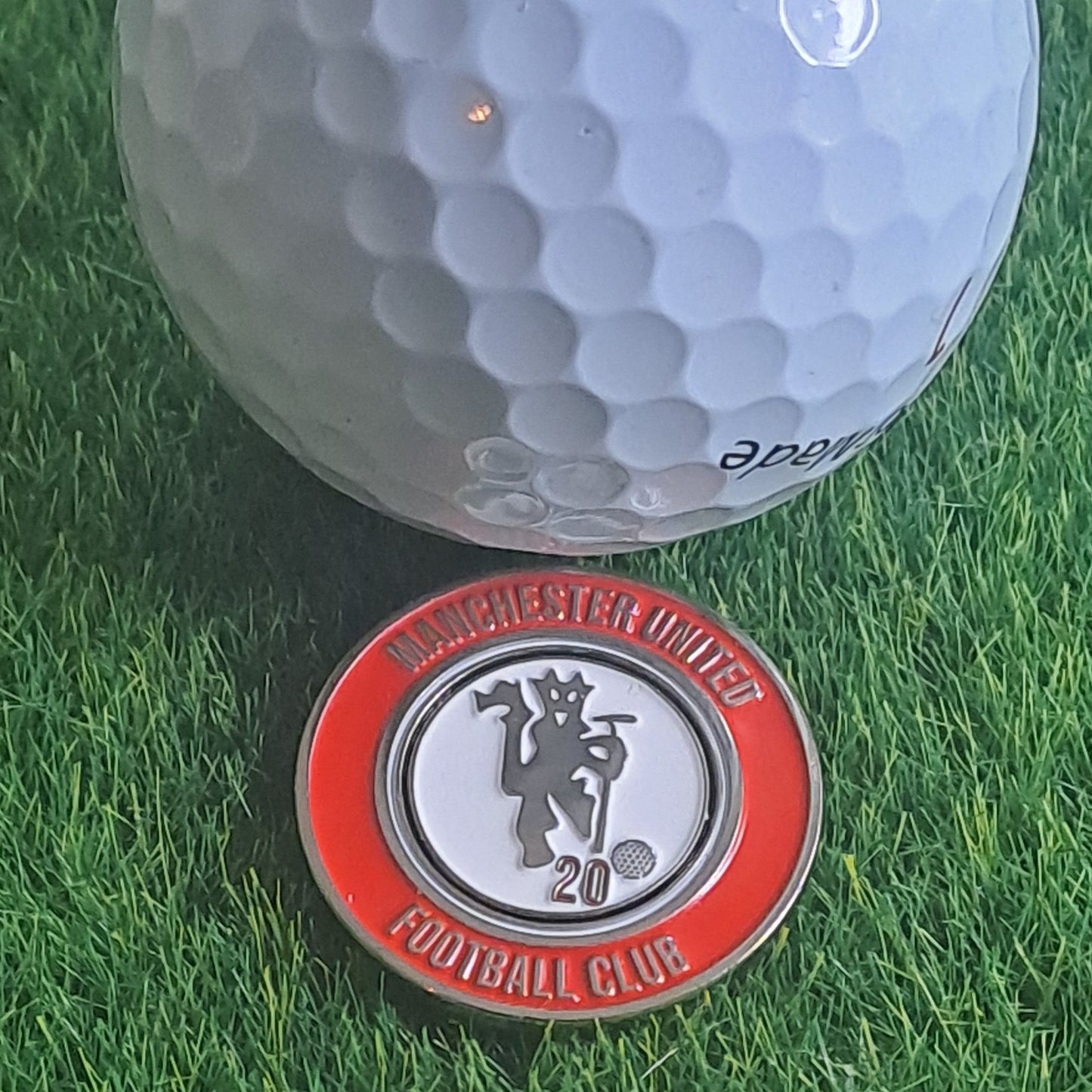 Manchester United Poker Chip Golf Ball Marker