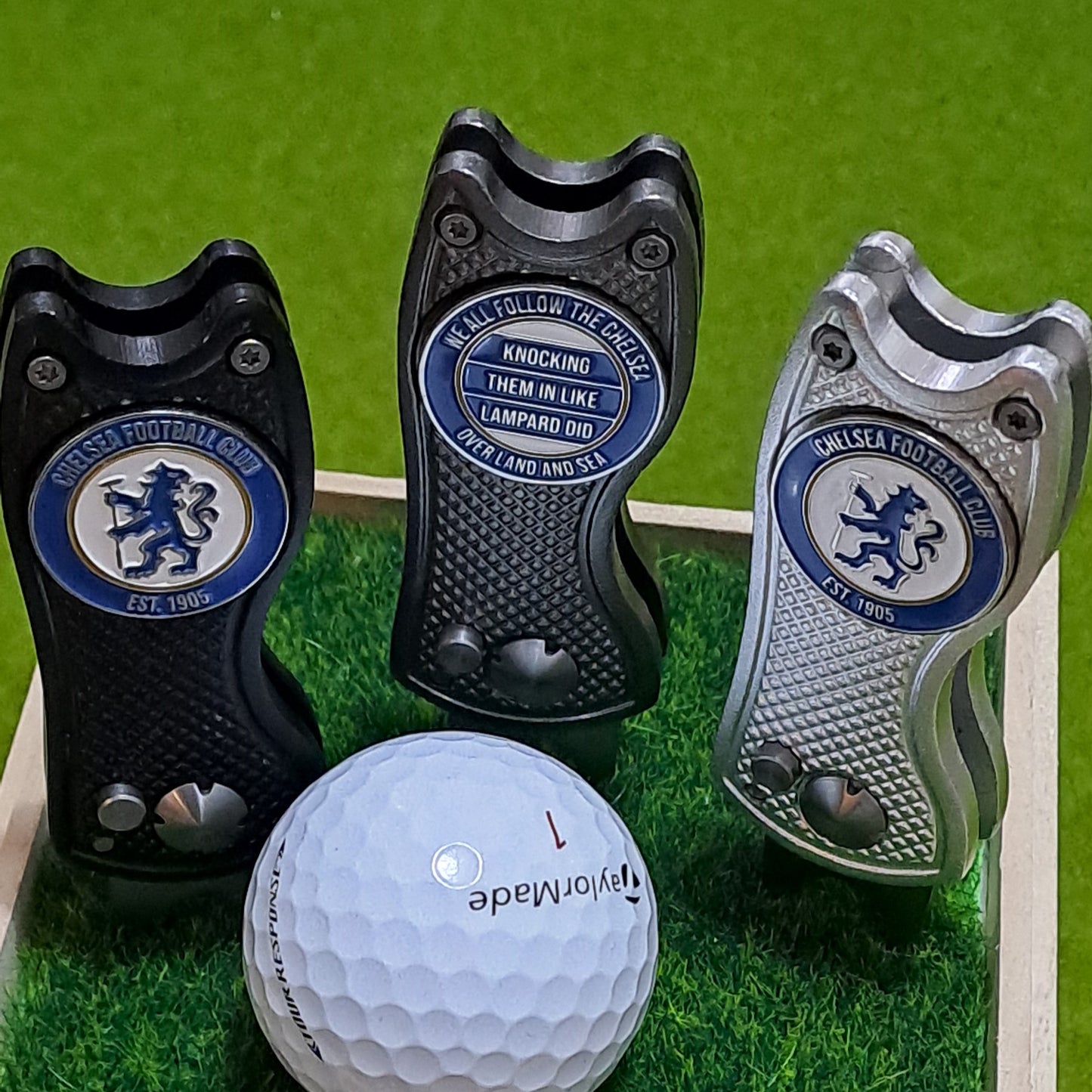 Chelsea Metal Golf Ball Marker with Pitch Mark Tool